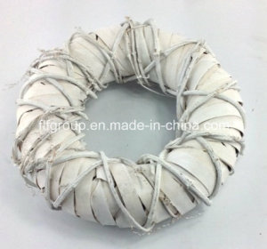 White Color Round Handweave Wicker Decorative Wreath for Christmas